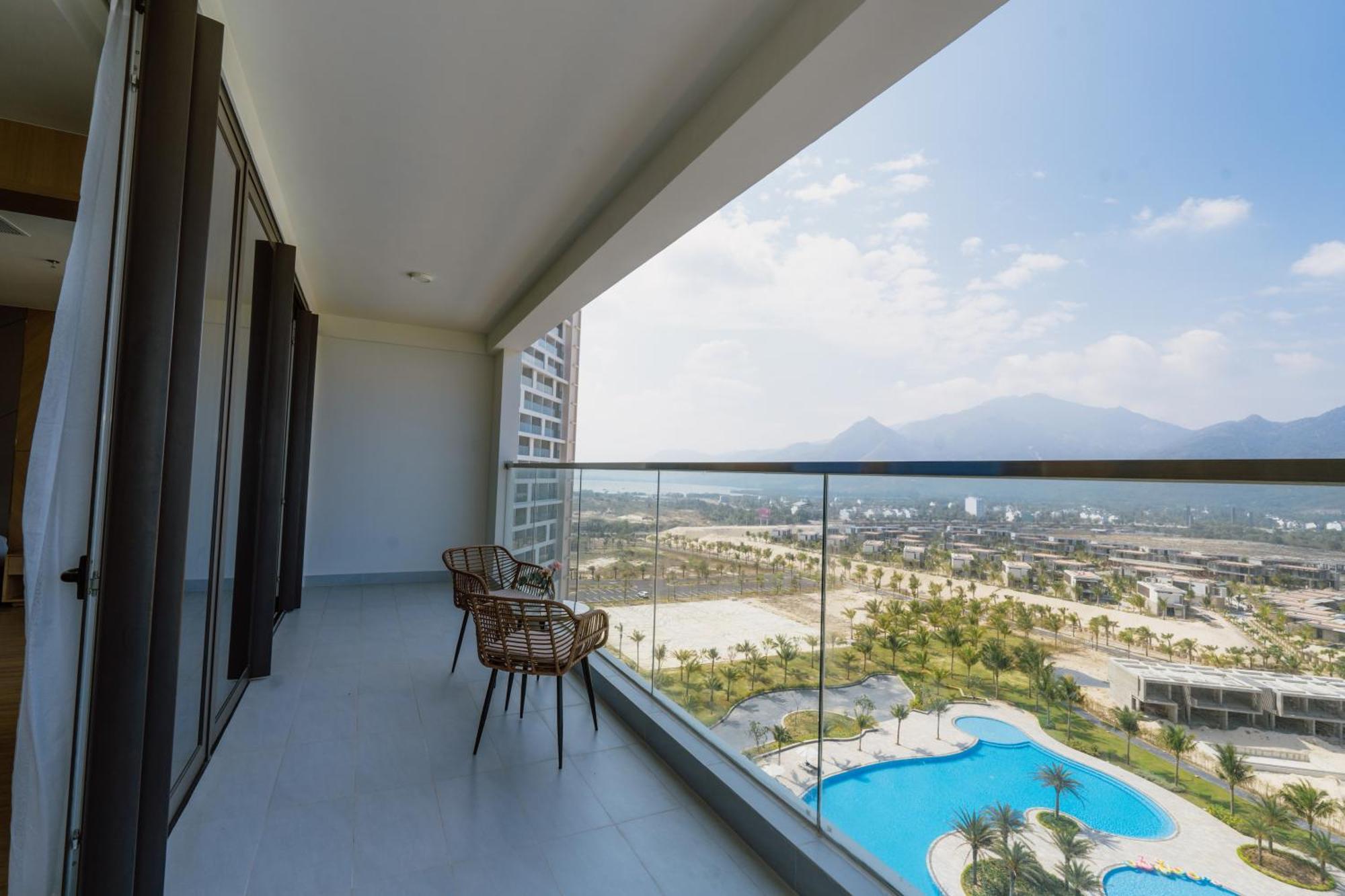 Aquamarine Beachfront Resort & Spa Cam Ranh Exteriér fotografie